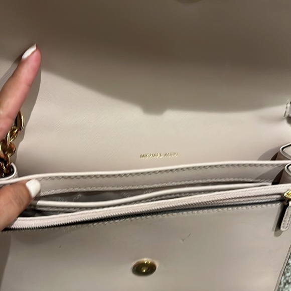 Used - Picture 4 of 6